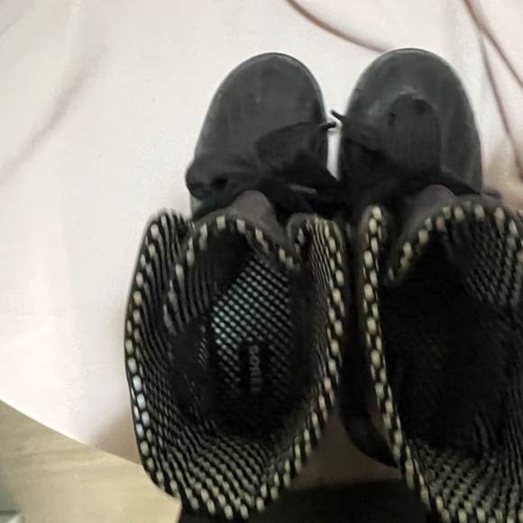 Sorrel Waterproof Rain Boots with Pockadot lining - Picture 3 of 4